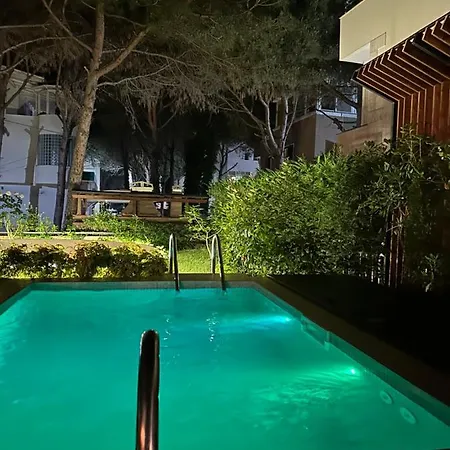 Sea Treasure Villa *