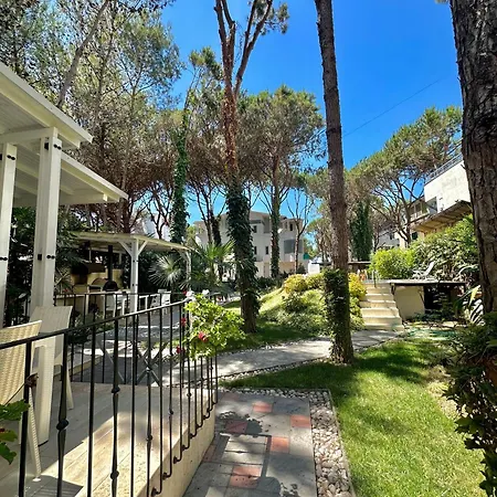 Sea Treasure Villa Golem (Tirana)