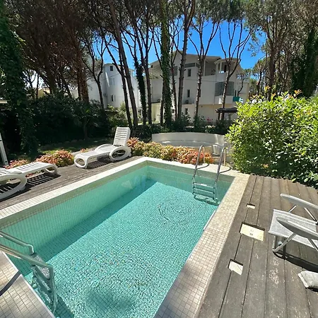 Sea Treasure Villa *