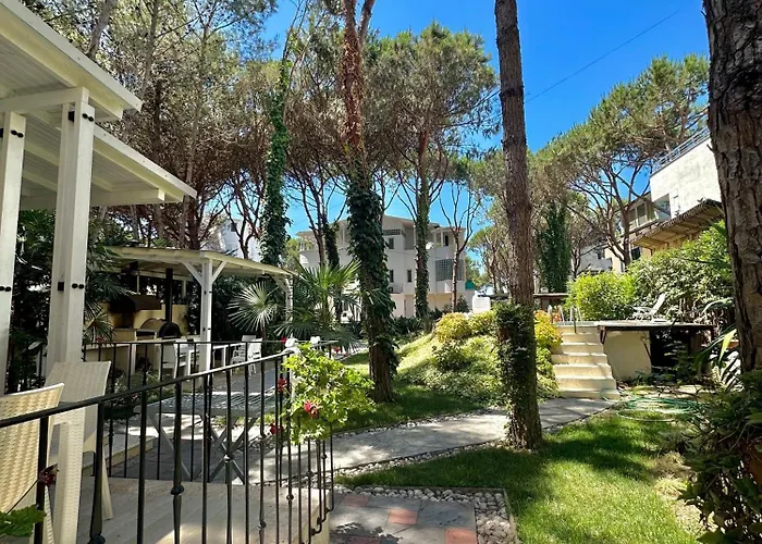 Sea Treasure Villa Golem (Tirana)