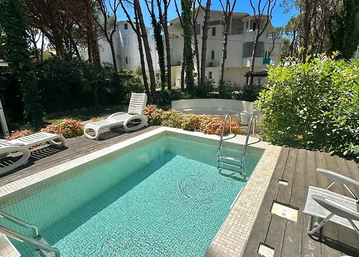 Sea Treasure Villa *