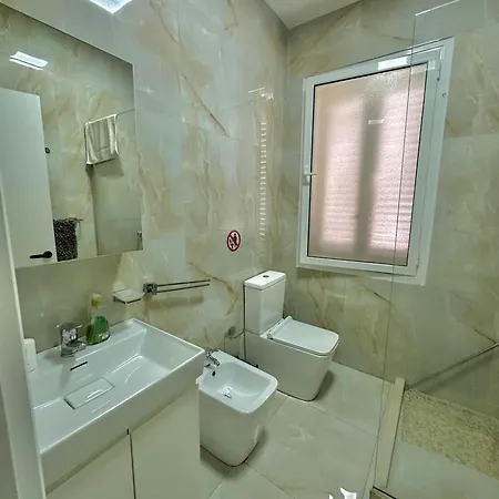 Sea Treasure Villa Golem (Tirana)